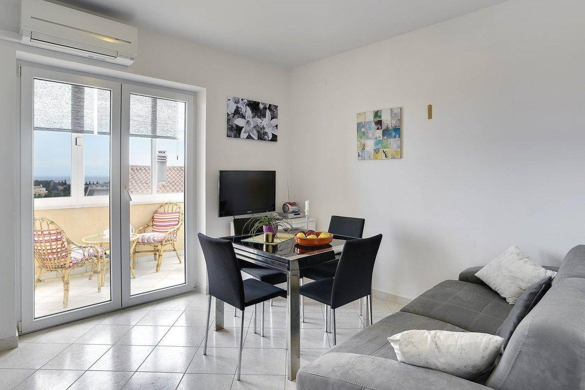 Apartment Mirna プレマントゥーラ エクステリア 写真